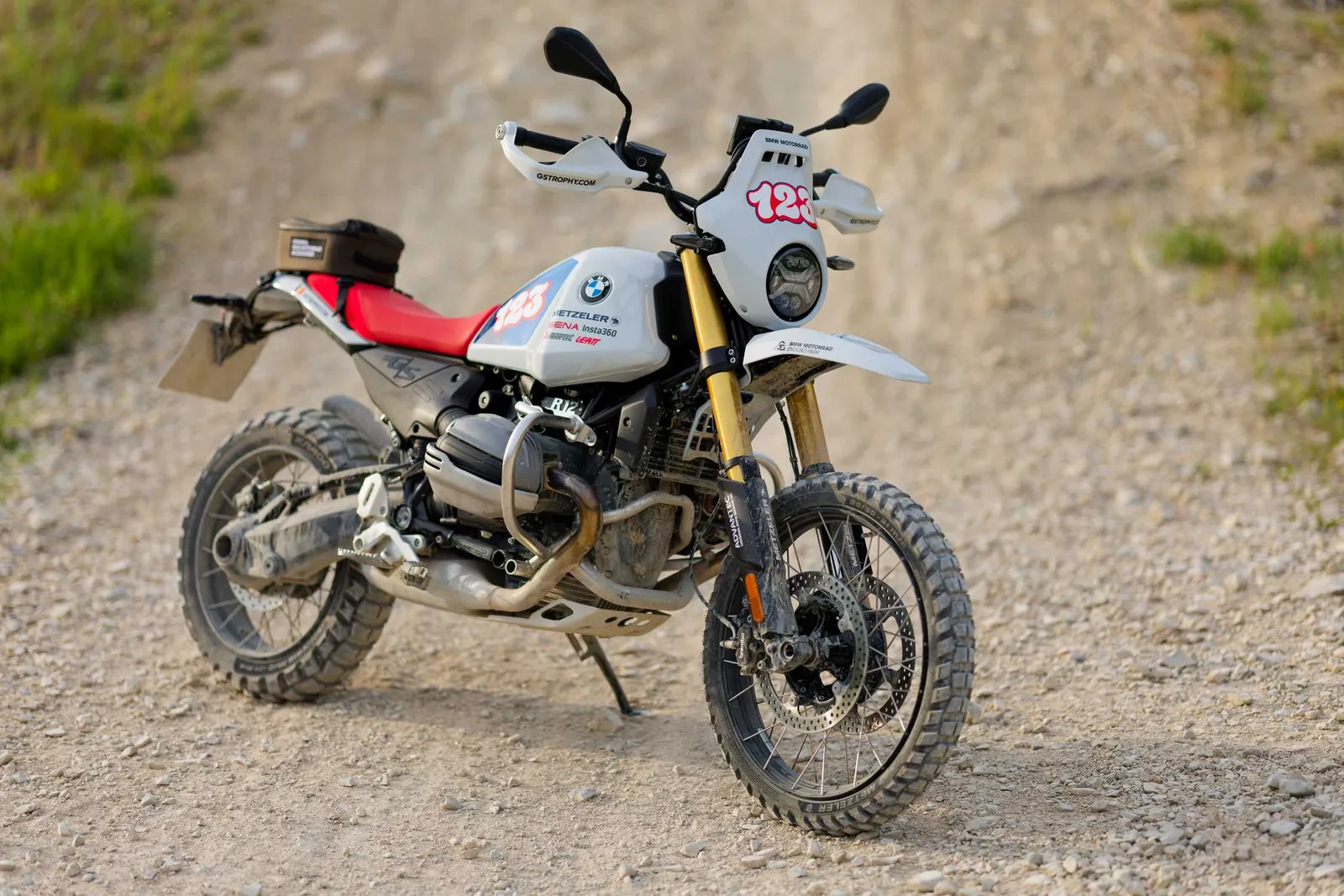 BMW Motorrad präsentiert das GS Trophy Competition Bike - die BMW R 12 G/S.
